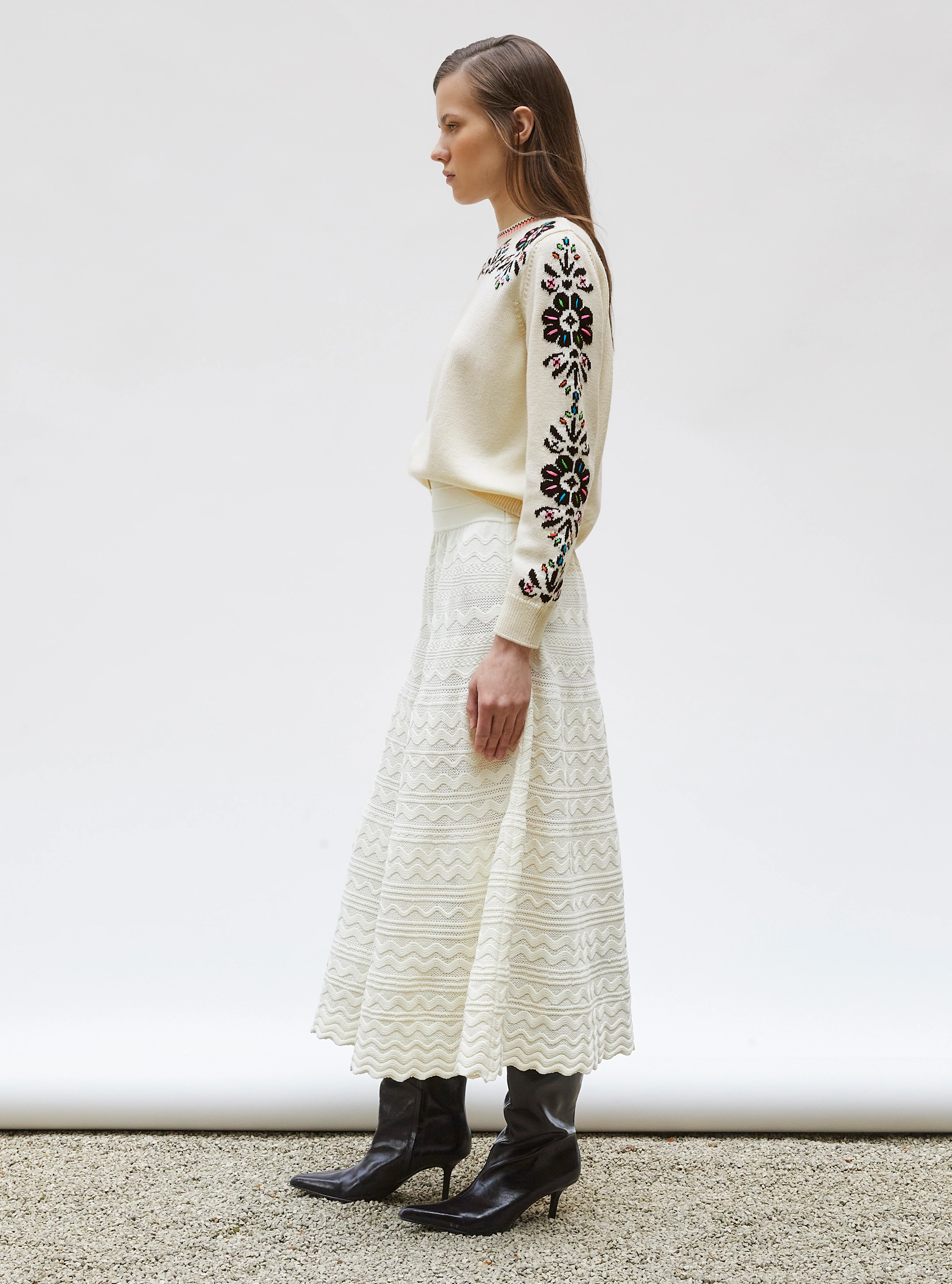 top maille florale brodé main - Image 4