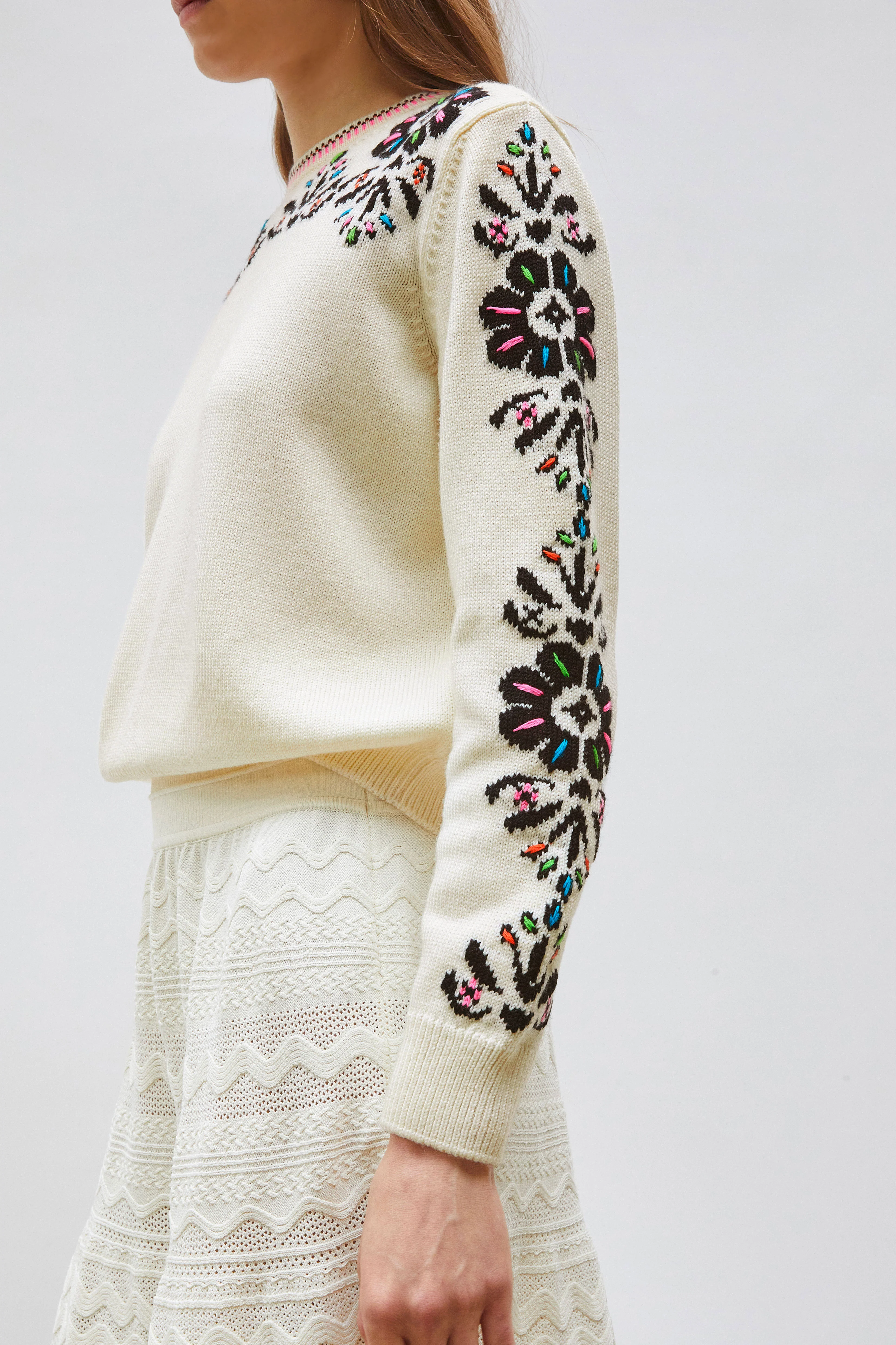 top maille florale brodé main - Image 7